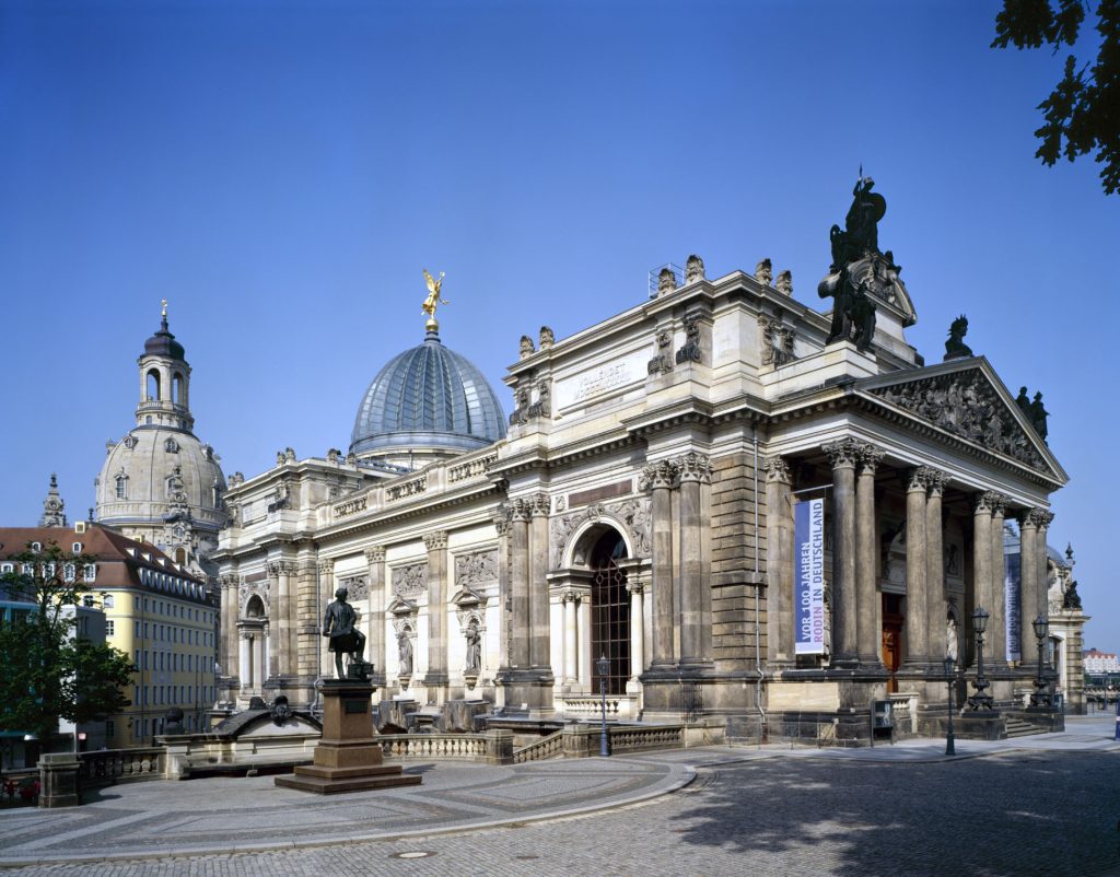 Viking Rivers Cruises - Elegant Elbe (Czech Republic, Germany) 10 Days