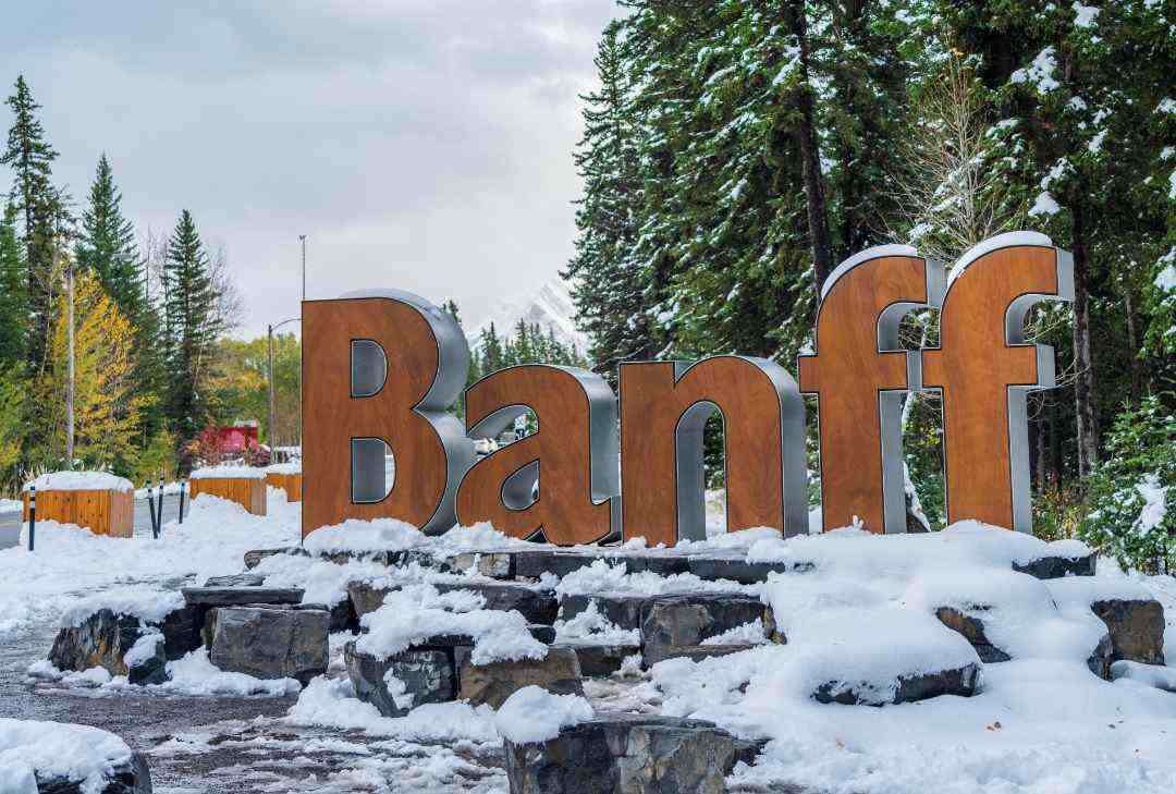 Summer Rockies 5-Day Romantic Getaway 2025 (Departure from Vancouver)